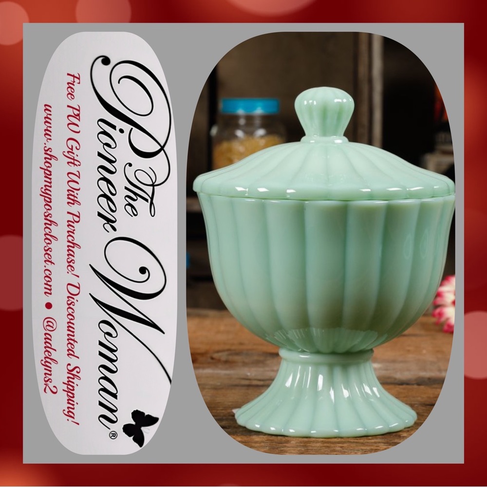 🌺 New  Pioneer Woman Timeless Beauty 5.32”h Jade Milk Glass Candy Dish/Jar/Bowl - Picture 2 of 4